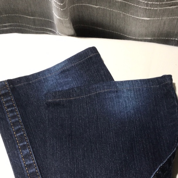 True Religion Mid-Rise Denim Jeans - Picture 7 of 11